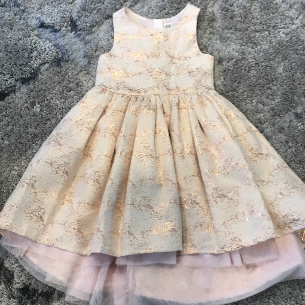 Girls dress